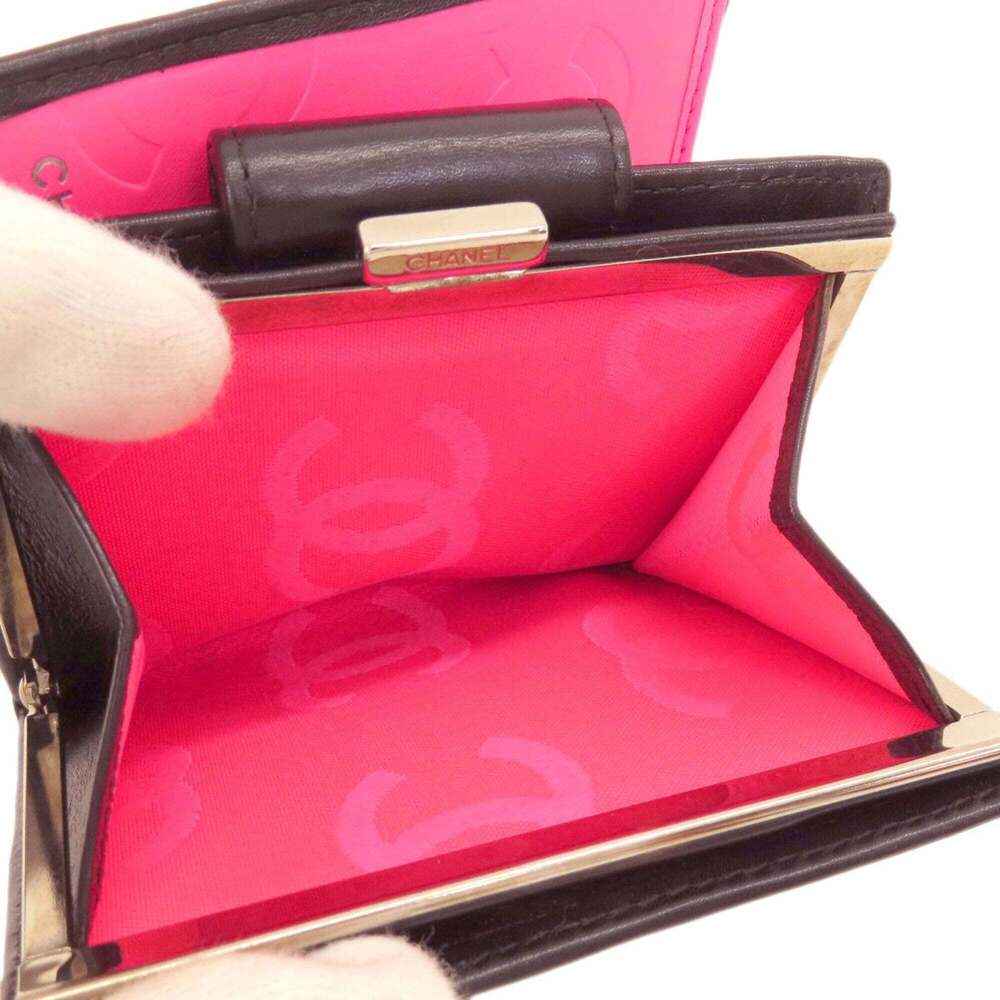 CHANEL Black Leather Wallet - Picture 6 of 16